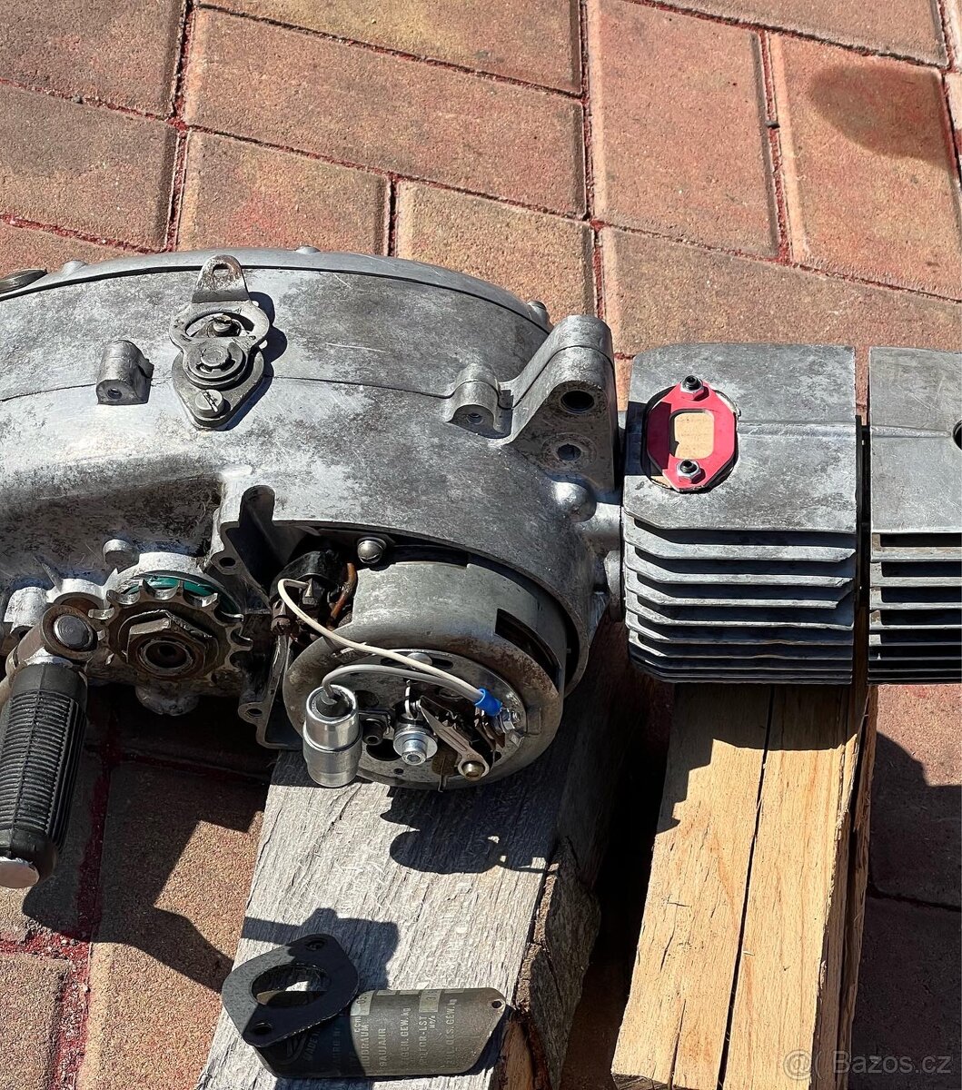 Motor Jawa 50 typ 05 1964 vzacny typ se stitkem - 2