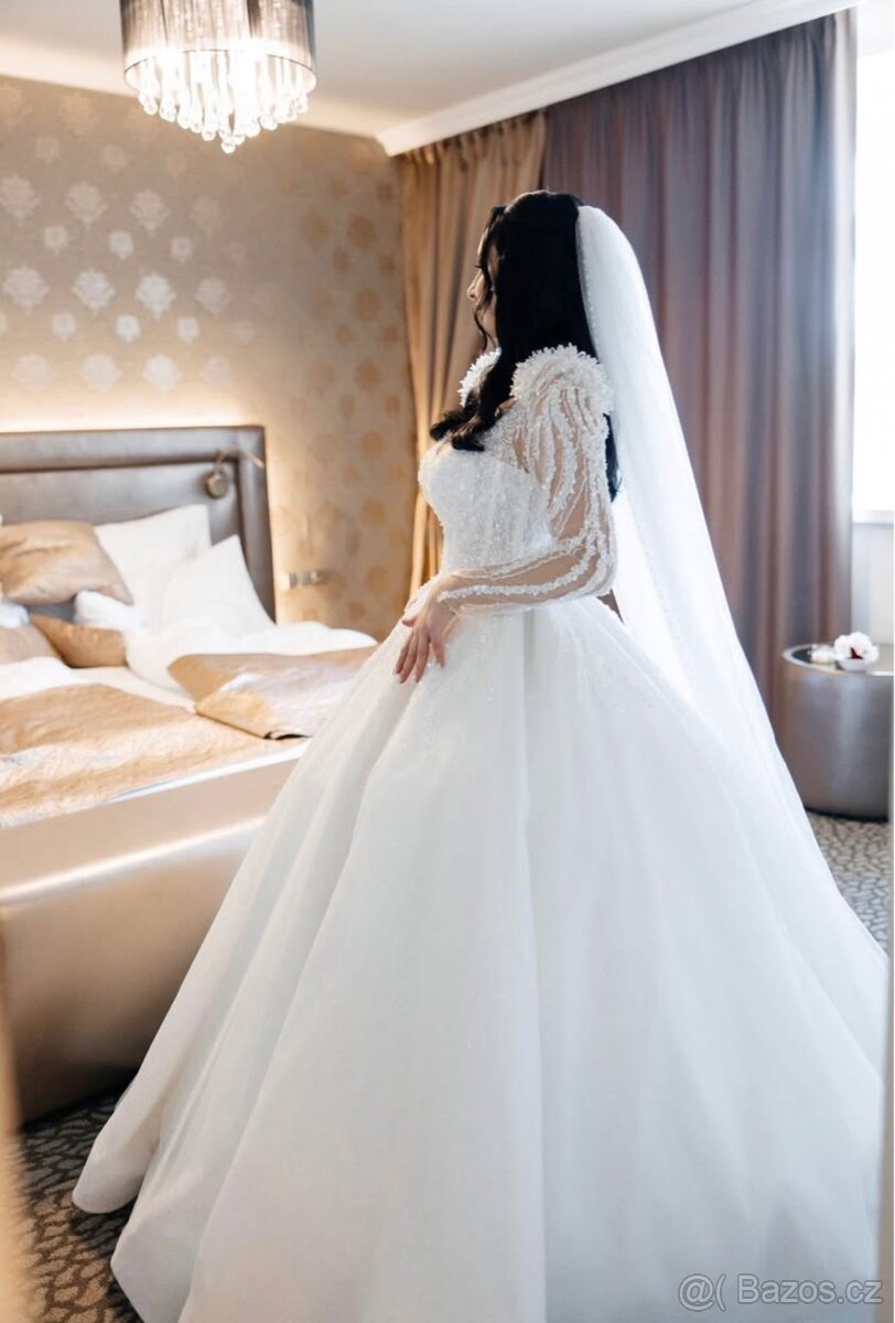 Svatebny šaty - 2