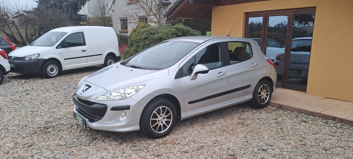 Peugeot 308 1.4i 70kW ČR 1.MAJ KLIMA - 2