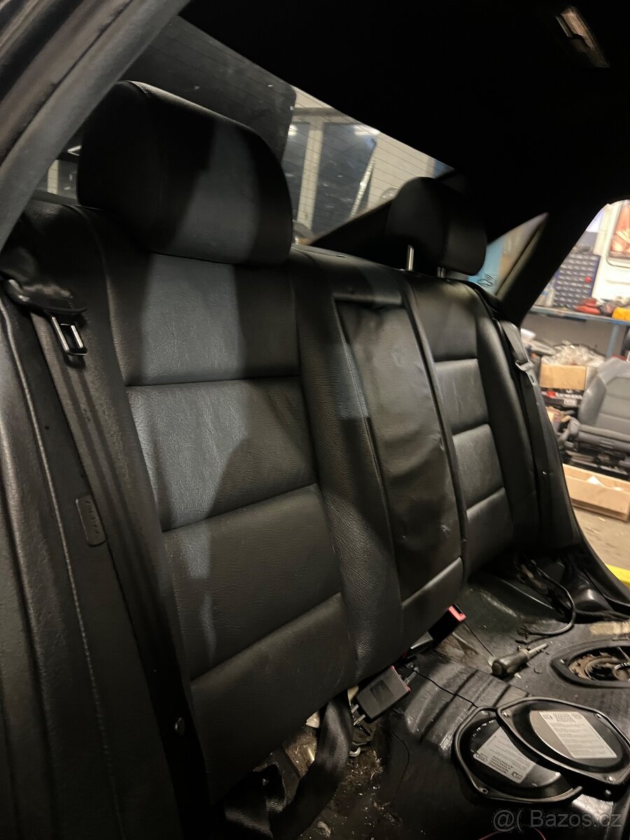 Sedačky a4 b6 - 2