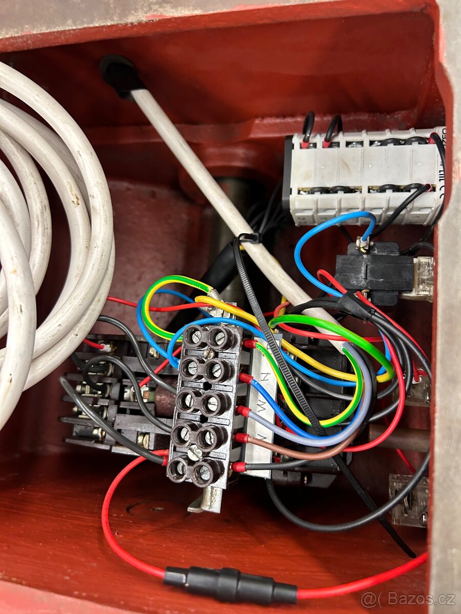 Robot Re 22 s příslušenstvím - 2