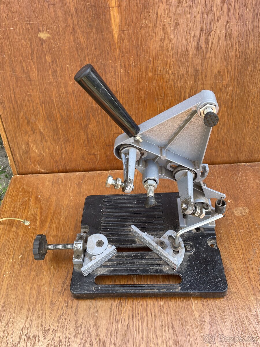 stojan pro úhlovou brusku - 2