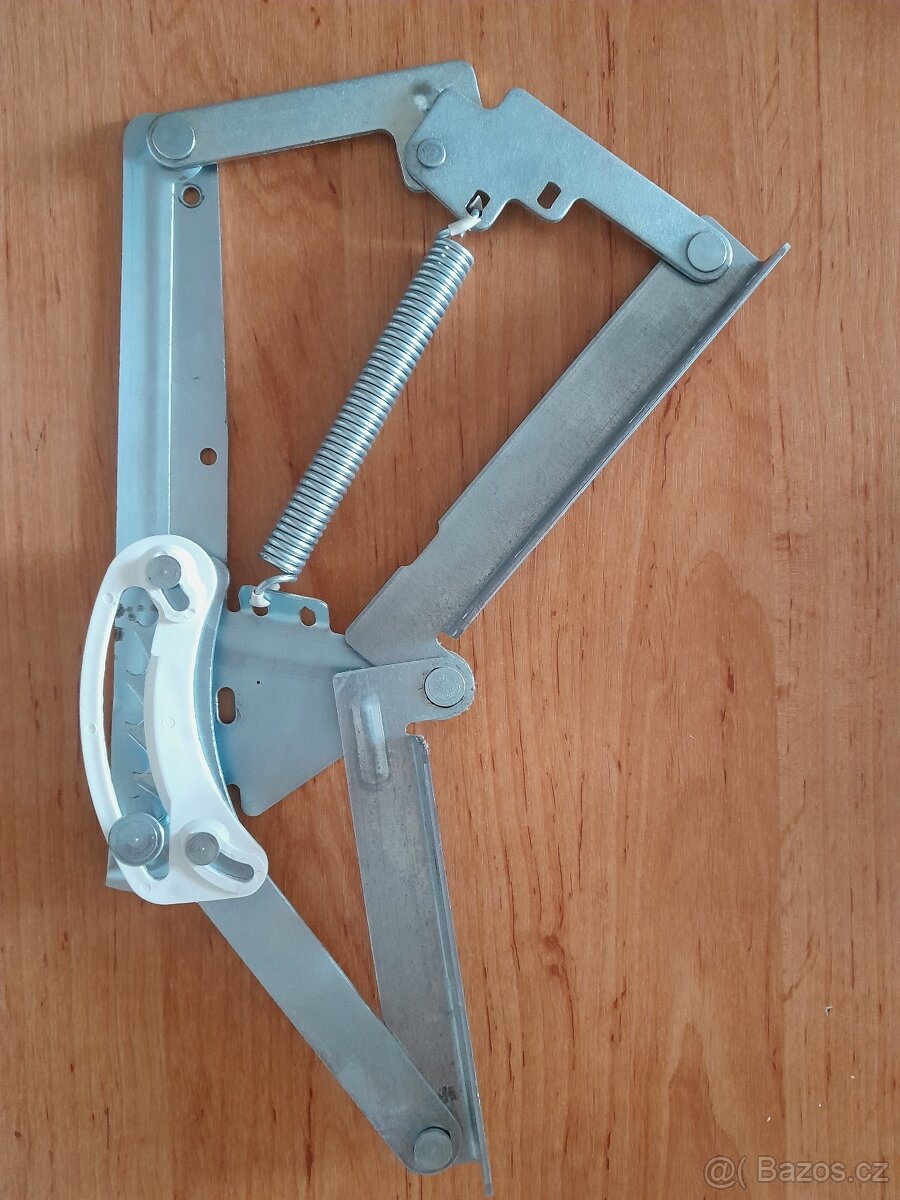 Kování na postel - 2