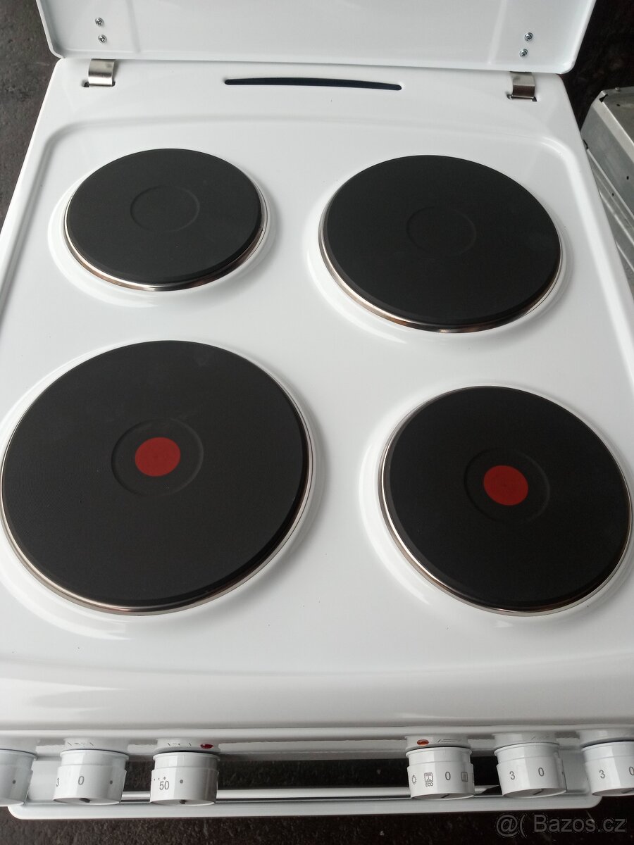 Elektrický sporák Amica ( NOVÝ) - 2