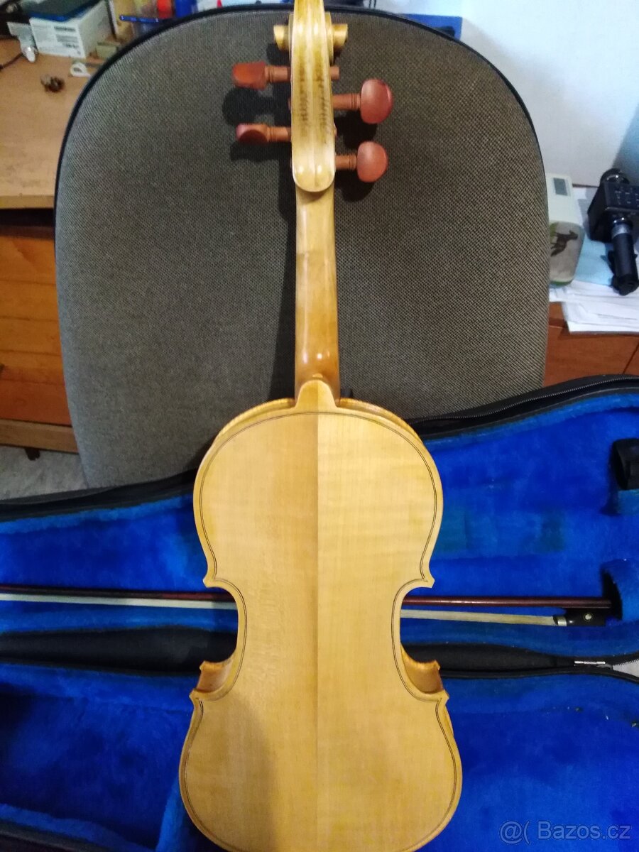 Prodám housle 4/4 - 2