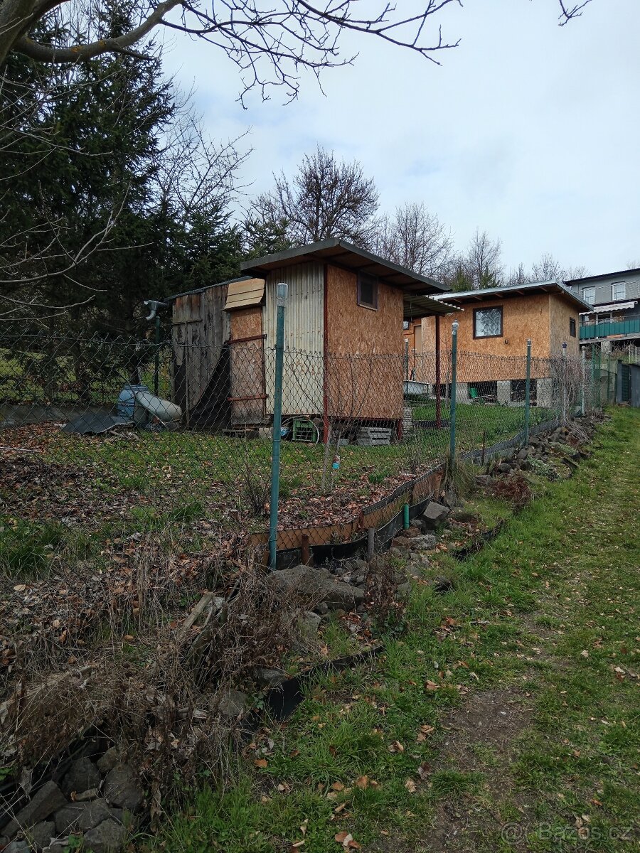 Prodám zahradu s chatkou v Kadani - 2