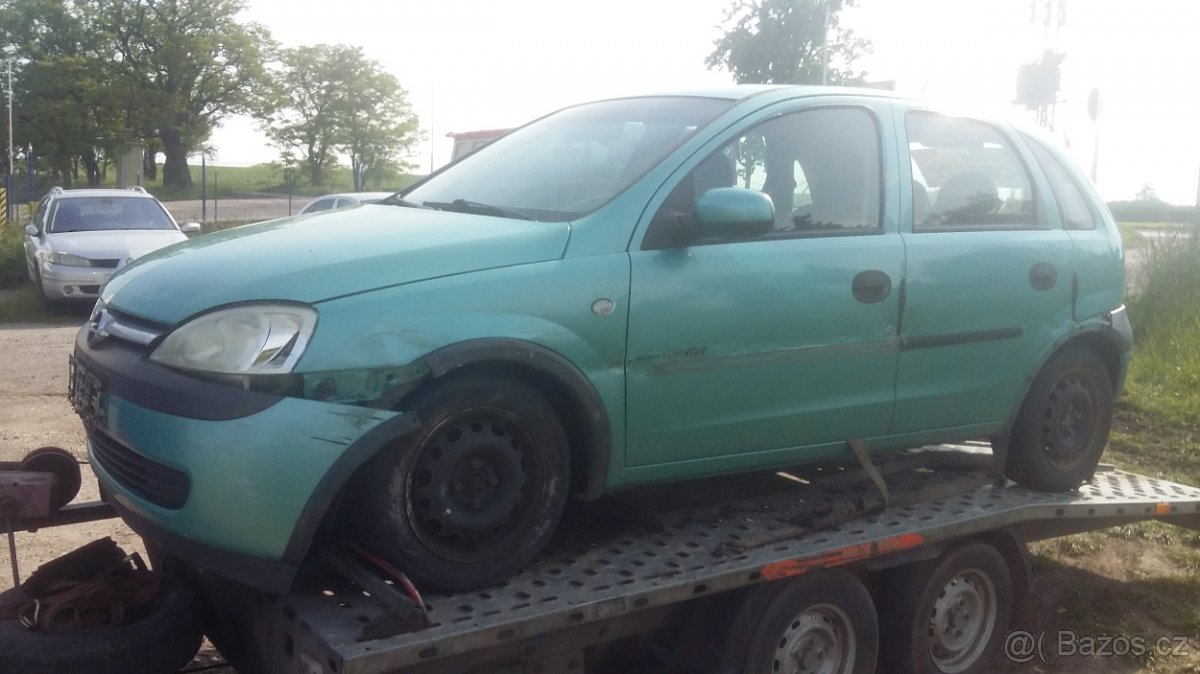 opel corsa C 1.0 12v rv2004 - 2