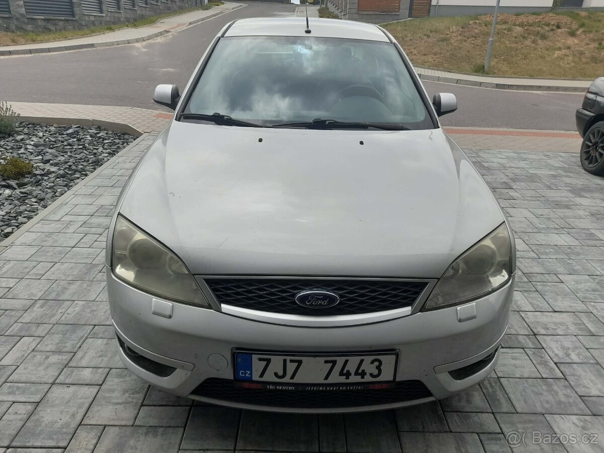 Mondeo ST 220 SEDAN - 2