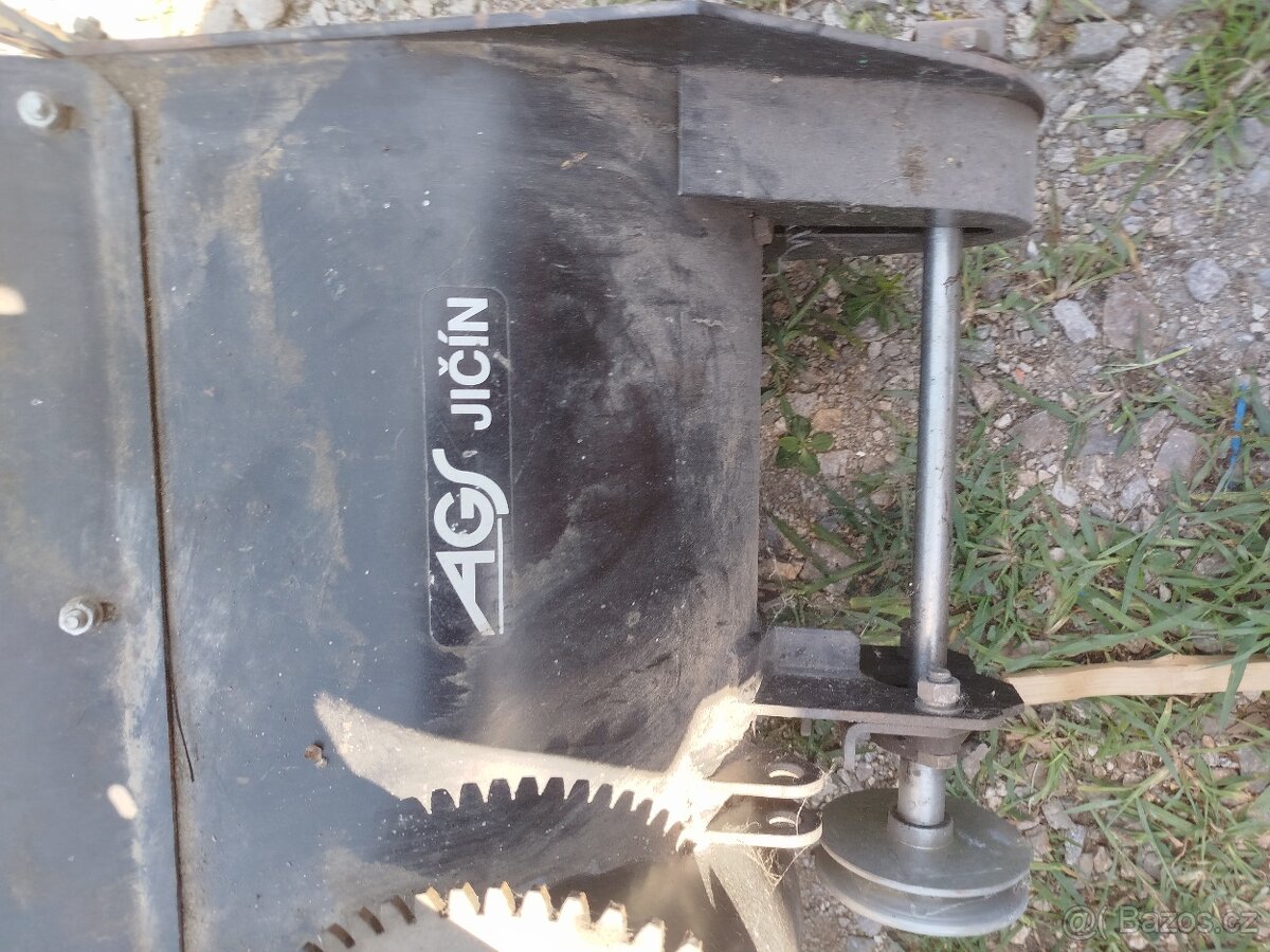 Prodám novou frézu na sníh. - 2
