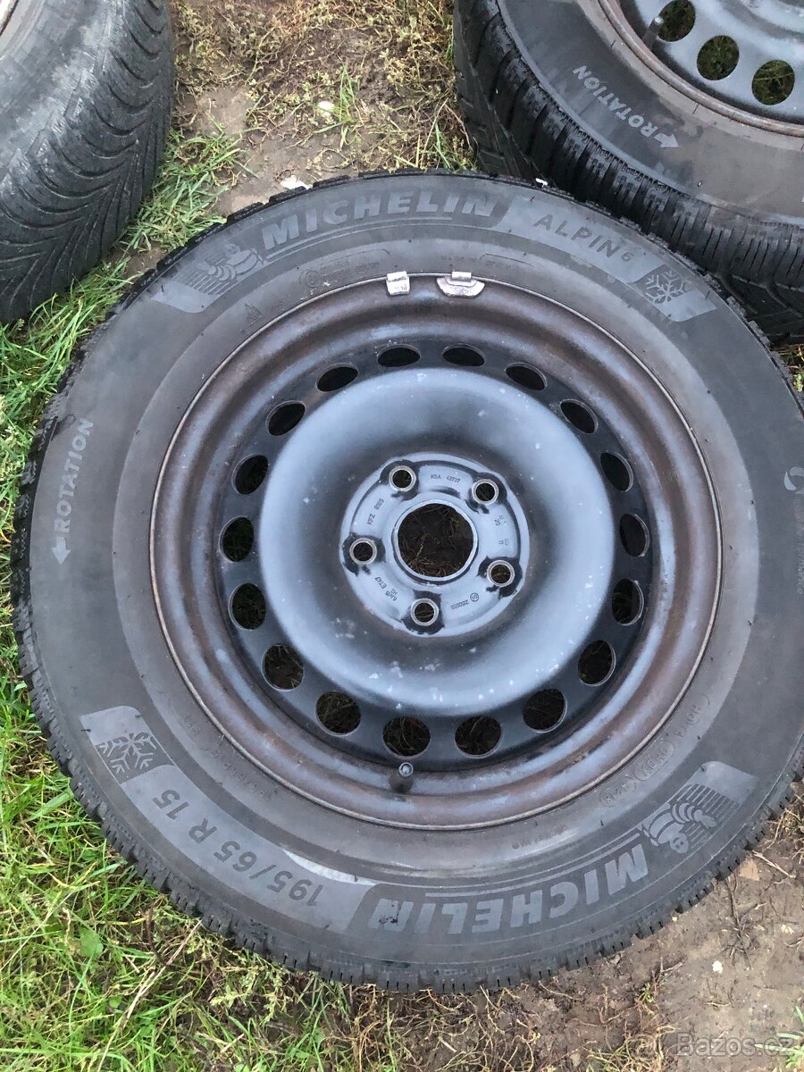 195/65/15 Michelin Alpin 6 - 2