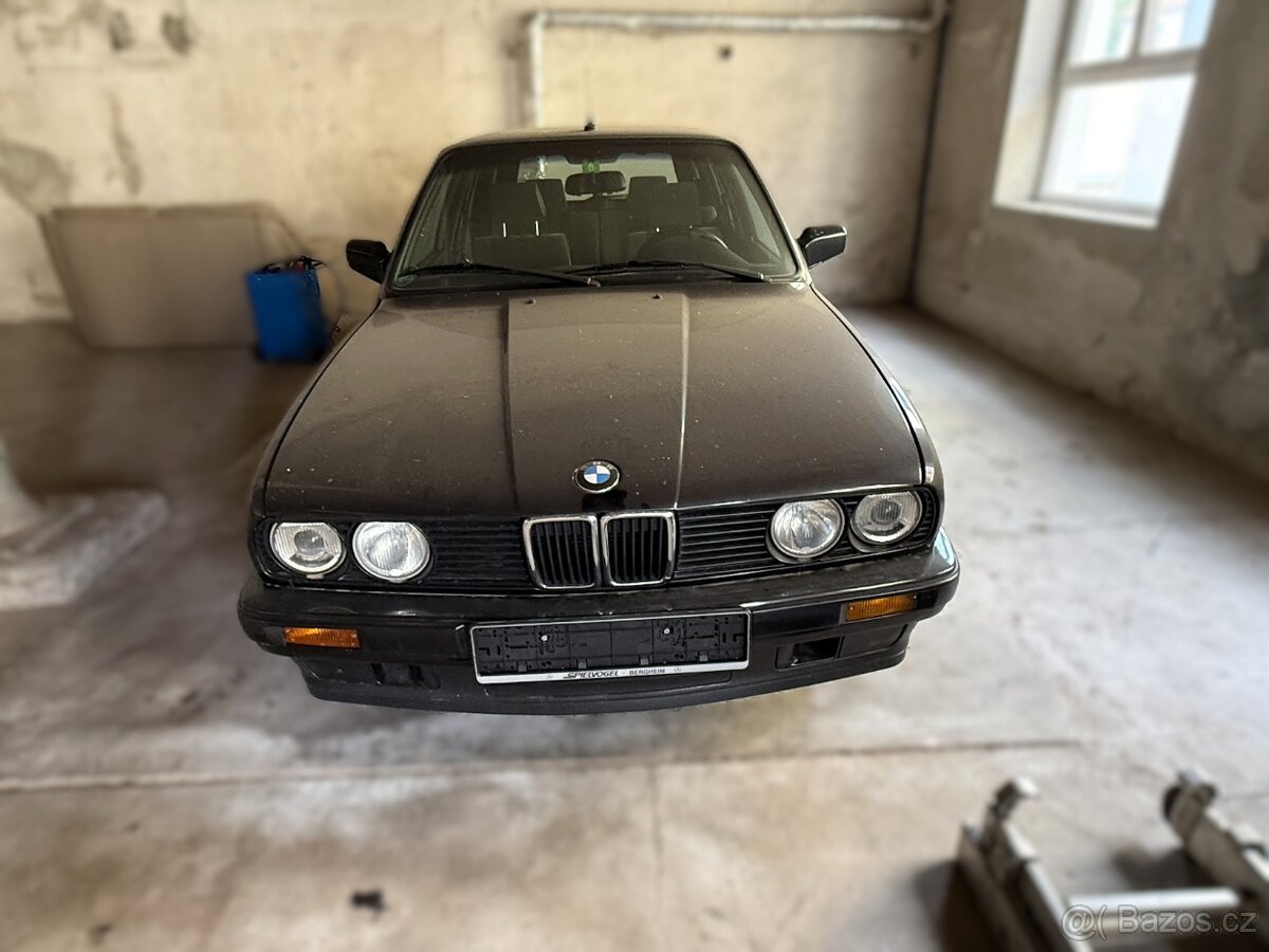 BMW 320i Touring (E30) V6 - 2