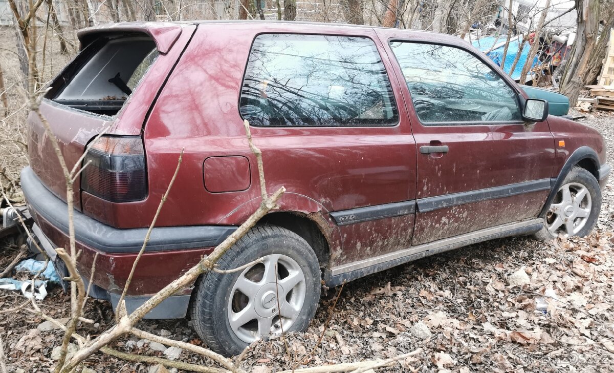 VW Golf III 1.9tdi GTD, na dily?? na opravu?? cena?? - 2