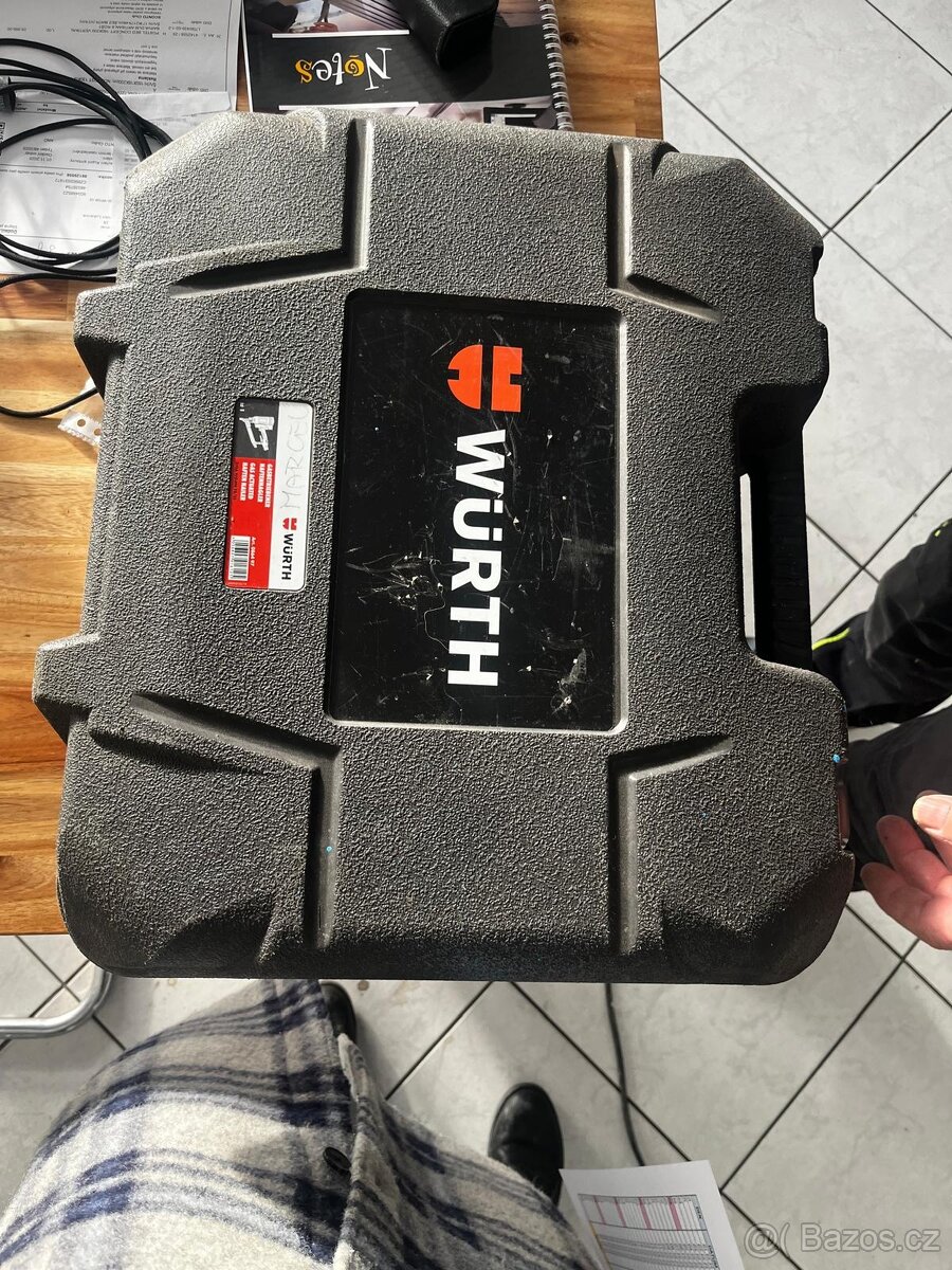 Aku hřebíkovačka WÜRTH – 2× baterie, kufr, plně funkční - 2