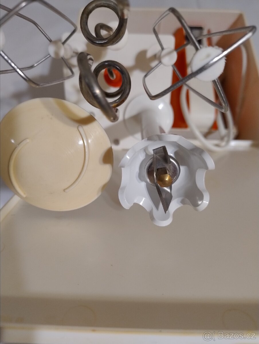 Retro elektrický ruční šlehač/mixér ETA - 2