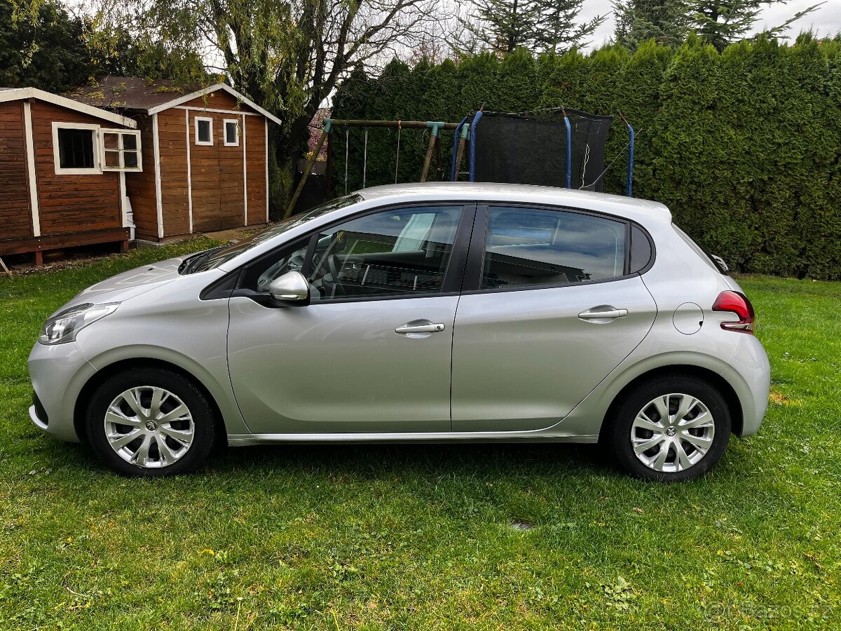 Peugeot 208 1.2i 60Kw r.v2016 naj 151tkm nové v ČR - 2