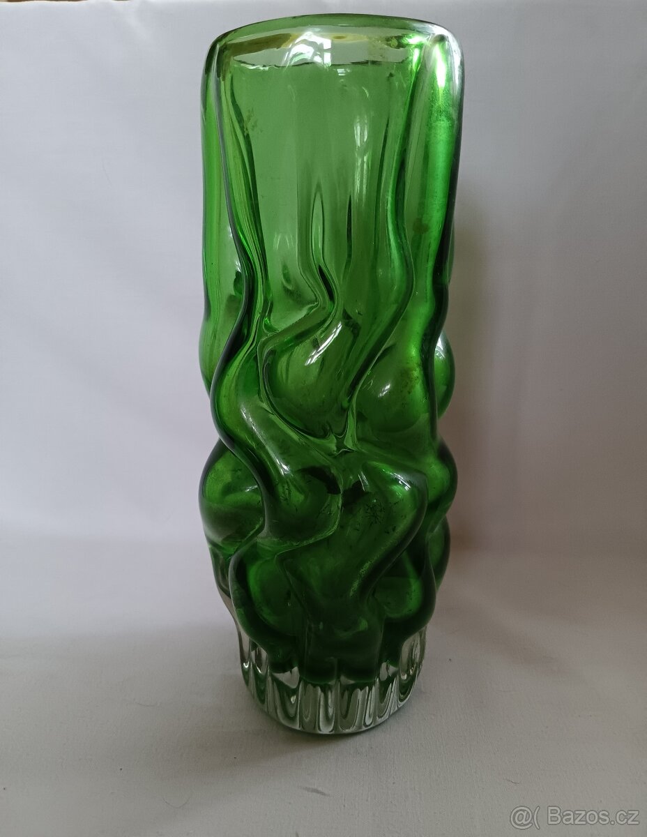 Váza - Pavel Hlava - Mozek - 2