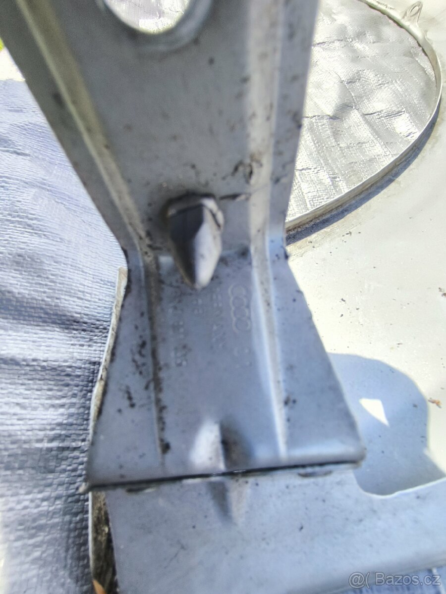 Levy predni blatnik Audi TT, 8n, stribrna, Top stav - 2