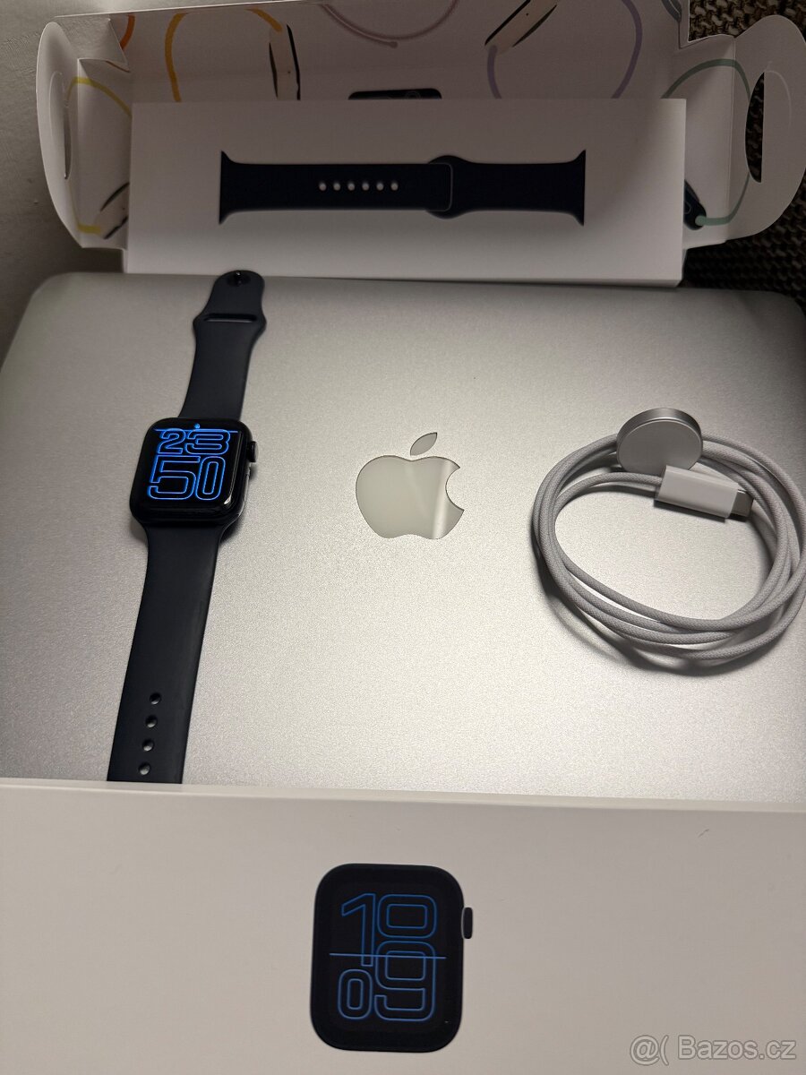 Apple Watch SE 3 GPS+Cell 44mm Midnight Alu Midnight Sport - 2