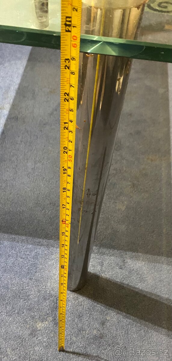 Skleněný jídelní stůl - 2