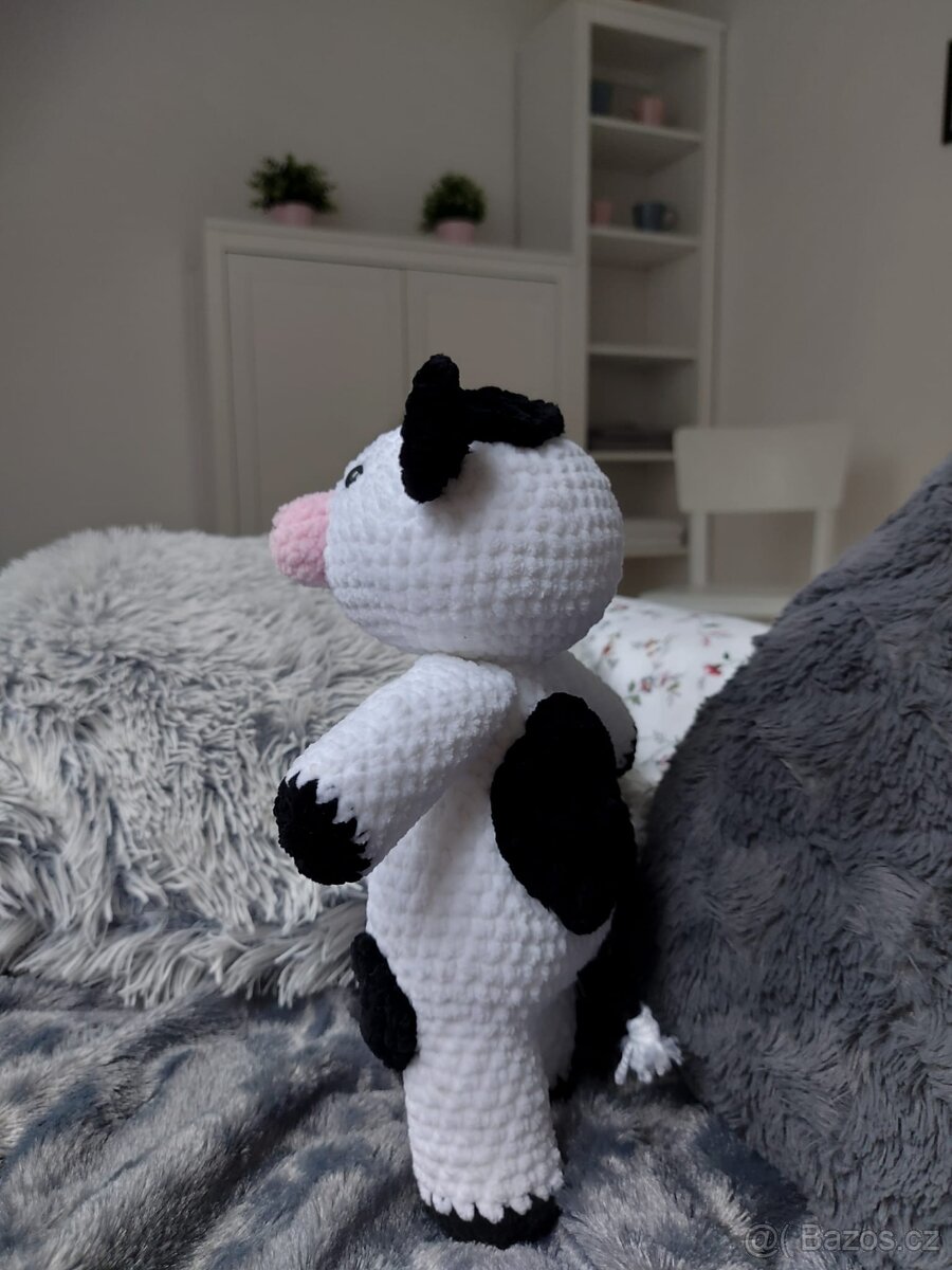 Doma háčkovaná kravička - 2