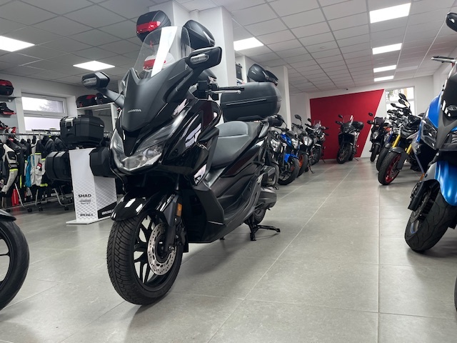 HONDA FORZA 125 KUFR - 2