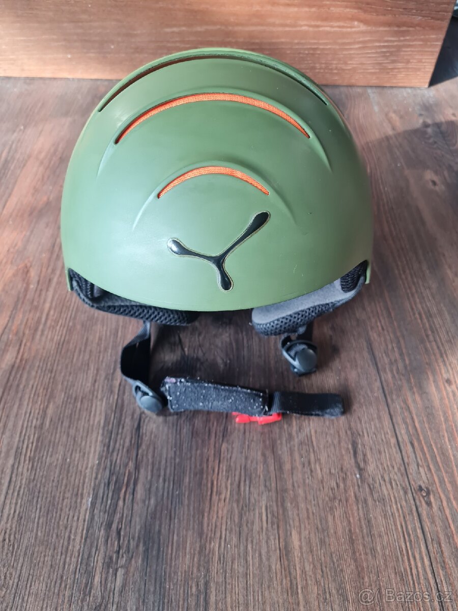 Lyzarska helma CÉBÉ - 2