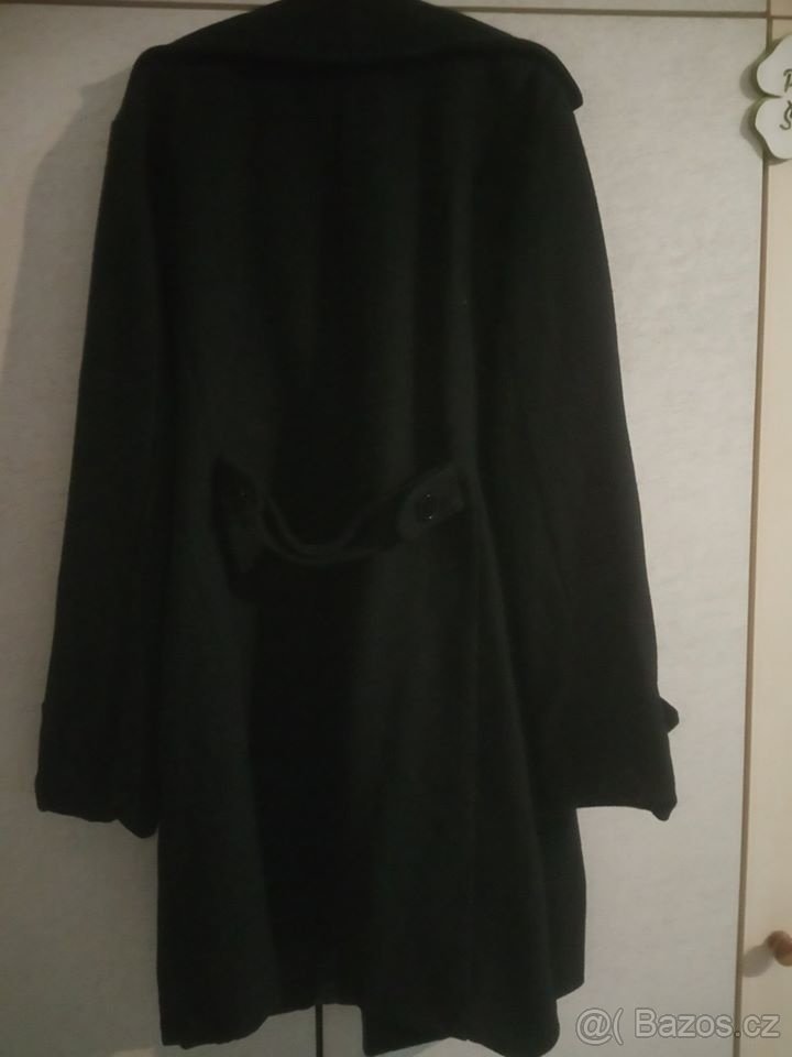 Černý pánský elegantní kabát XXL - 2