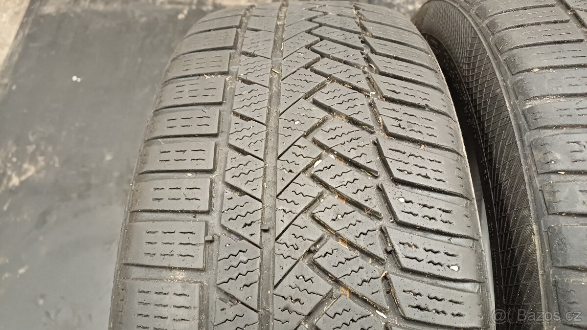Zimní pneu Continental 205/50/17 93V - 2