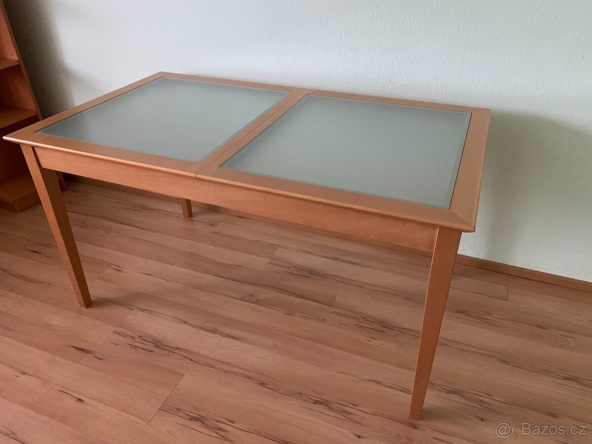 Rozkládací jídelní stůl - 2