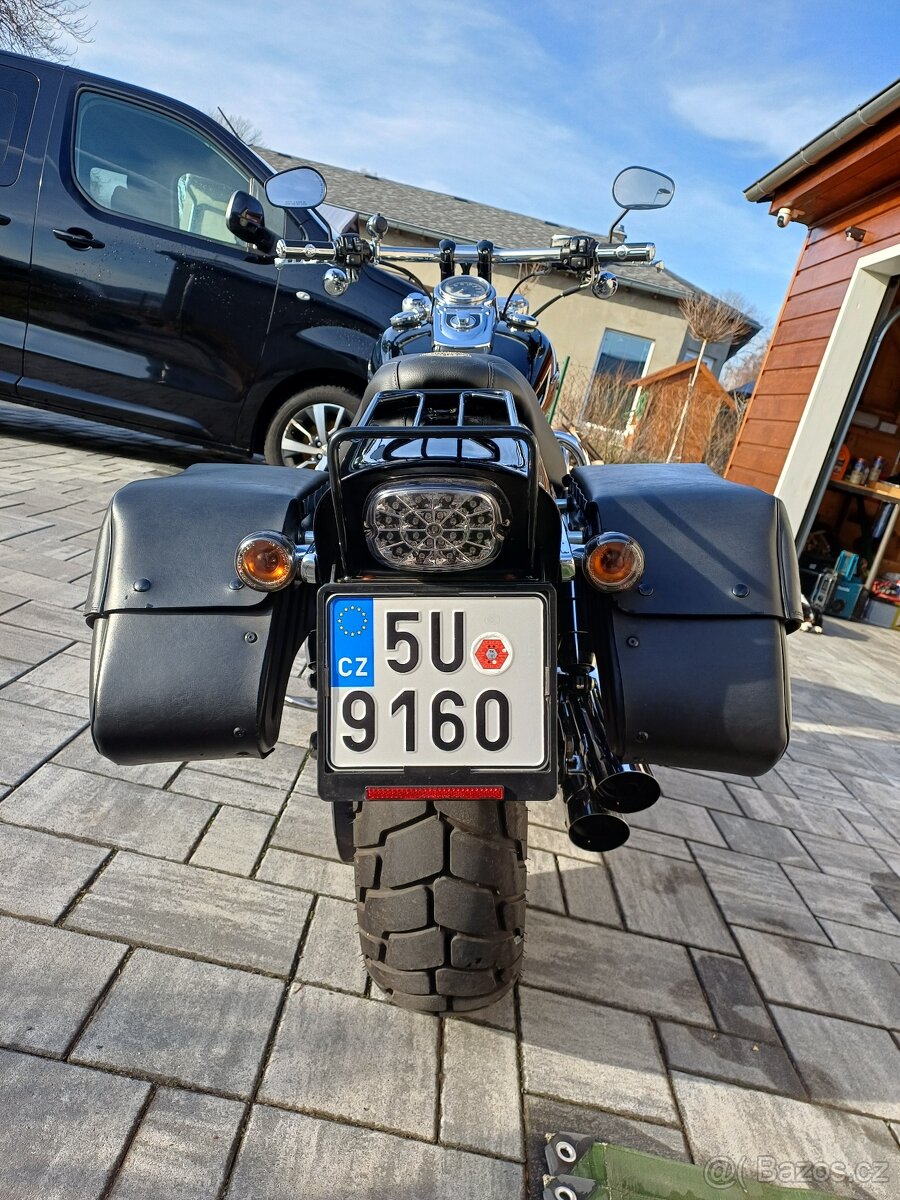 Harley Davidson DYNA FAT BOB - 2