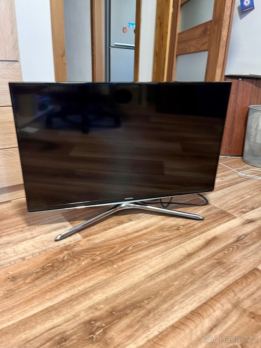 Televize Samsung 32” + multimediální centrum - 2