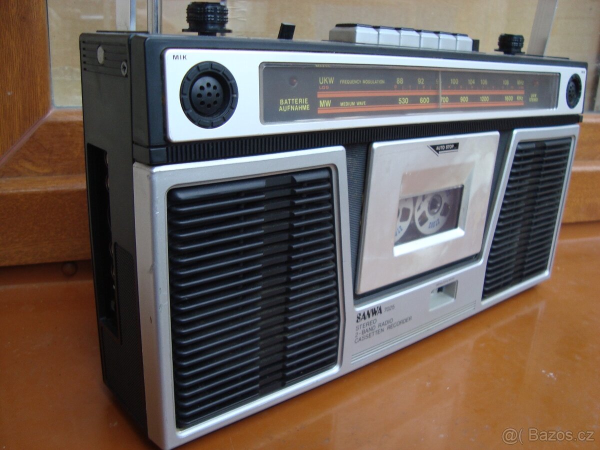Radiomagnetofon Sanwa - 2