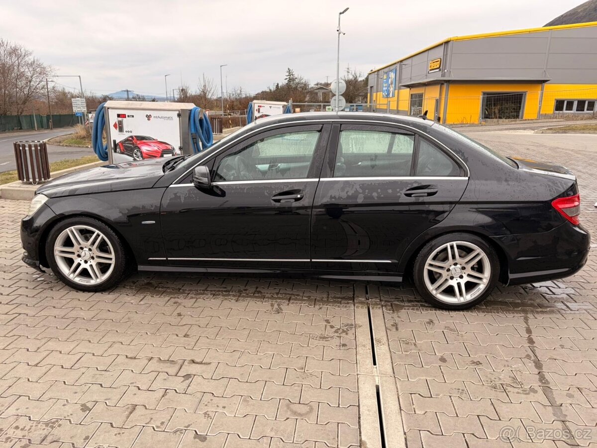 Mercedes benz w204 amg - 2