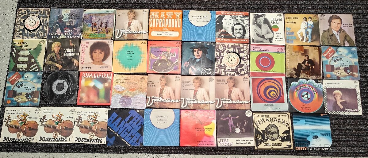 Celá sbírka LP desek velikosti "7" - 2