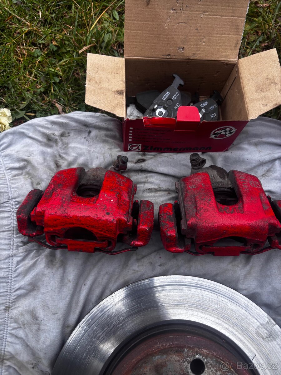 Třmeny BMW E46 325i - 2