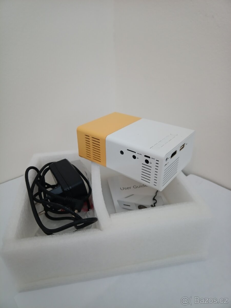 Projektor - 2