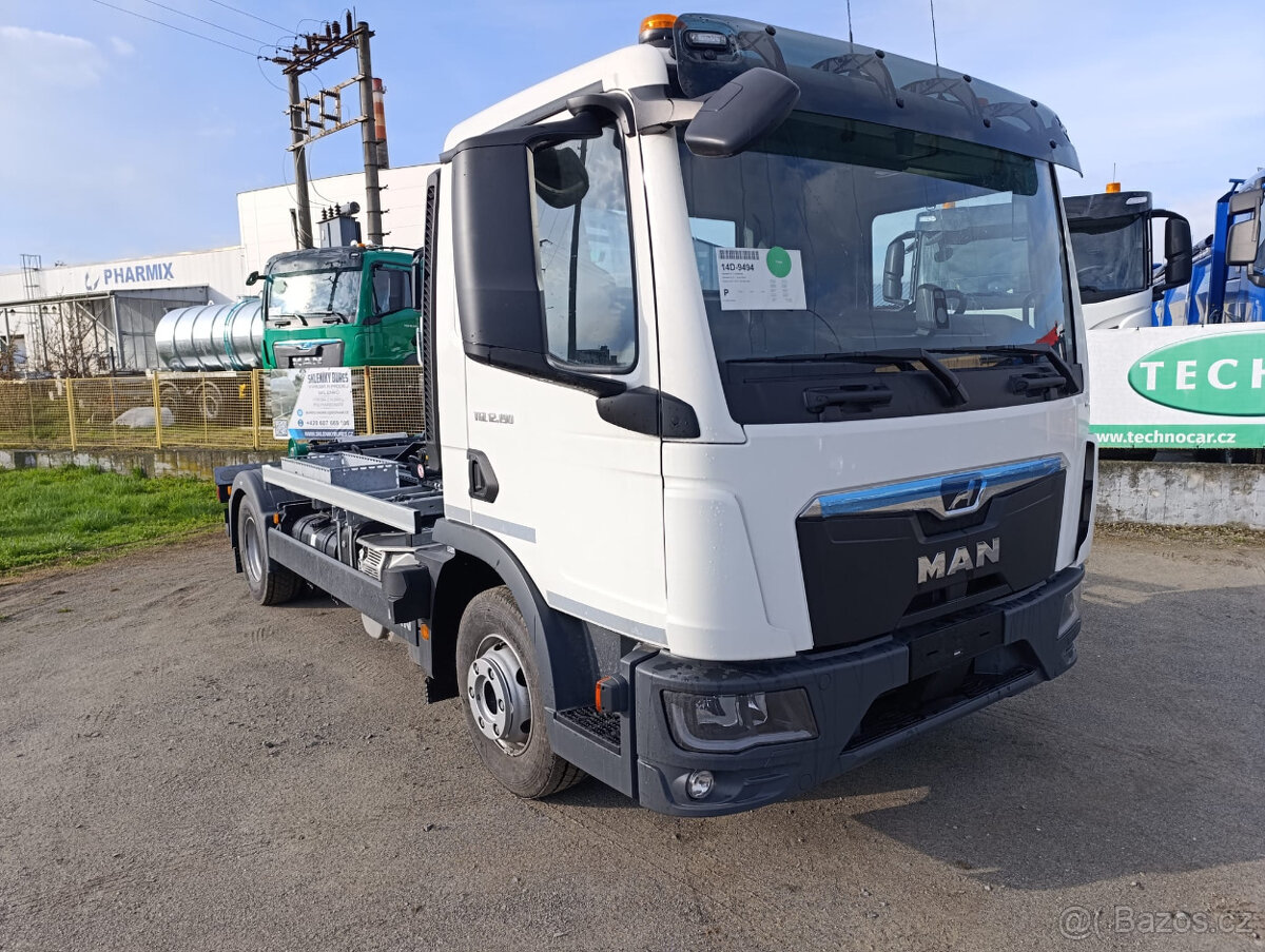 MAN TGL 12.190 4x2 BL hákový nosič kontejnerů TECHNOCAR - 2