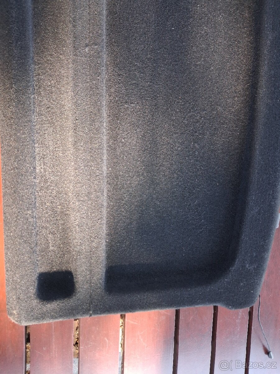 Plato kufru Škoda Karoq - 2