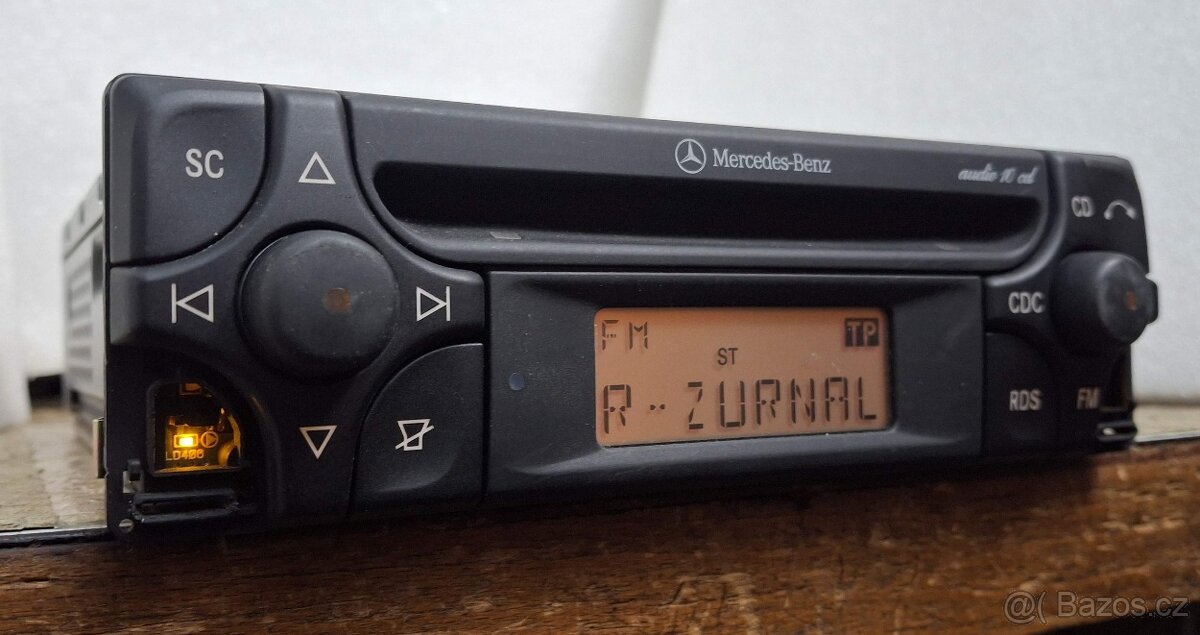 Autorádio Mercedes Benz Audio 10 CD - 2