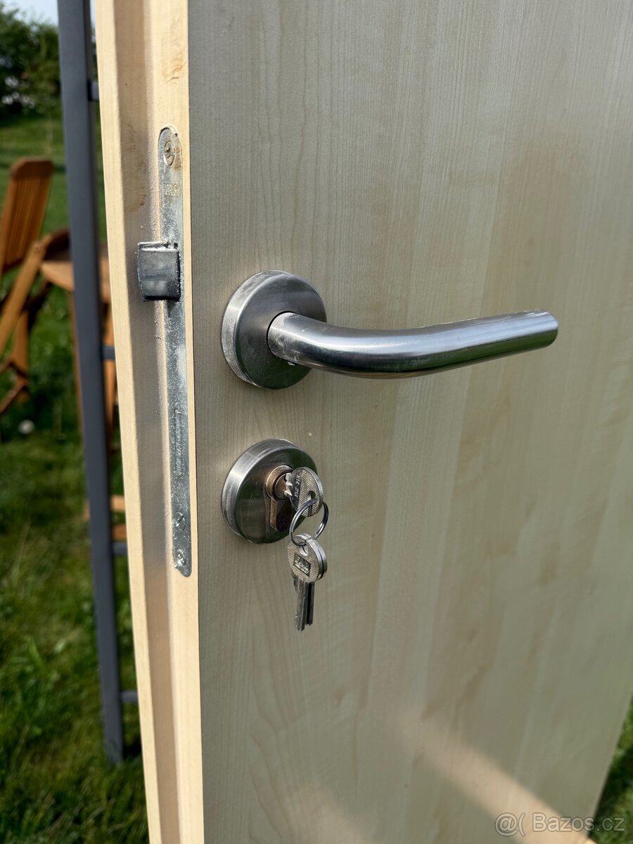 Prodám interiérové dveře 80x200 - 2