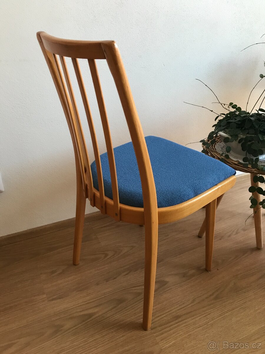 prodej bukových židlí. - 2