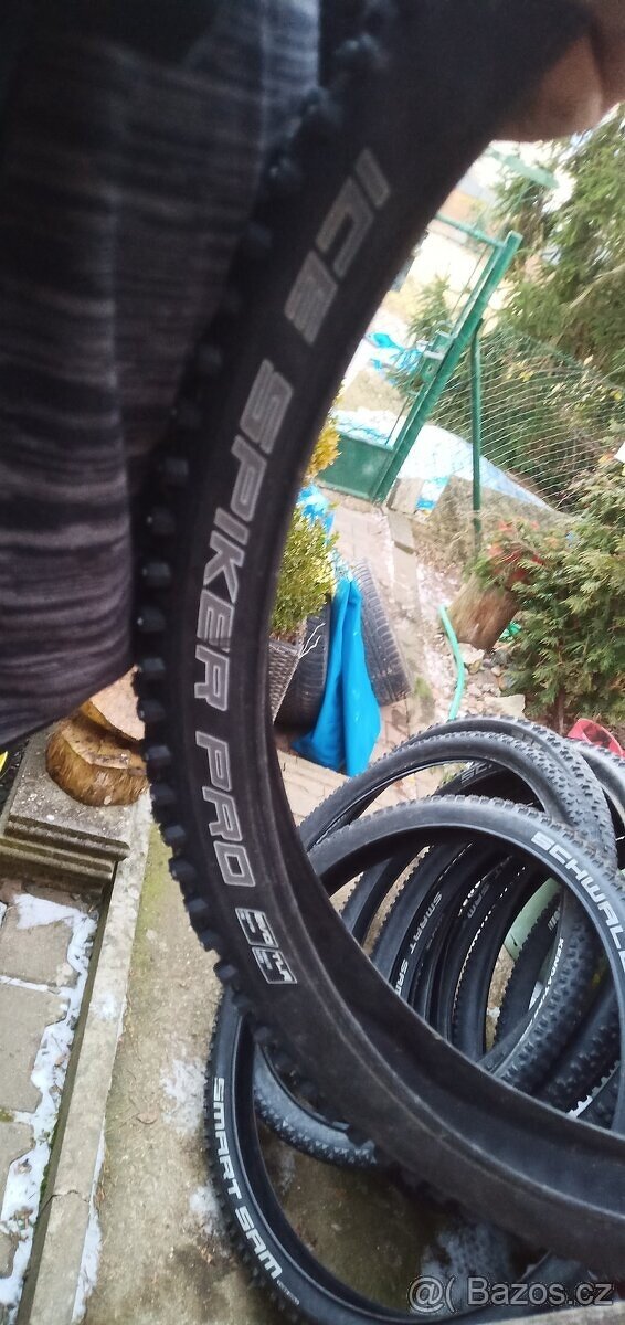 Prodám pláště Schwalbe 27,5 a 29" - 2