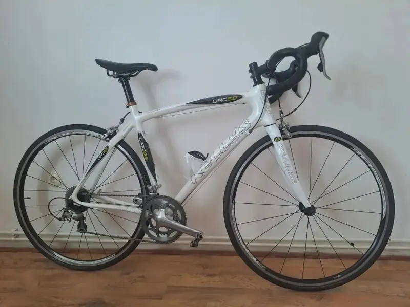 Kellys URC 6.9 Carbon (vel. 52) - 2