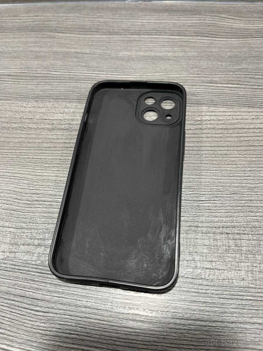 Černý kryt s vločkami iphone 13 - 2