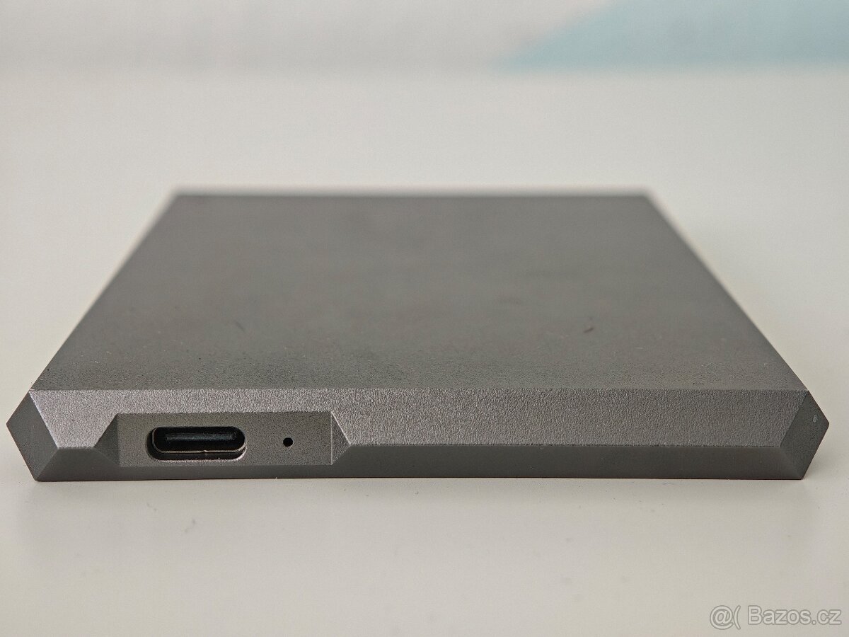 LaCie Portable SSD 2TB - 2
