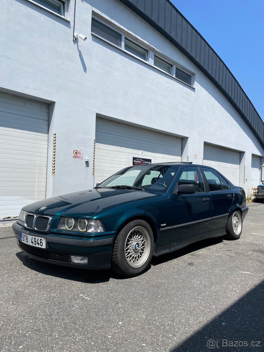 Bmw e36 328i 142 kW - 2