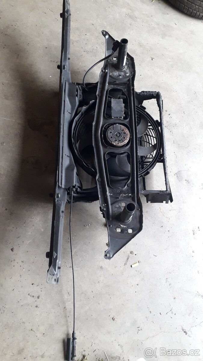 Bmw  3 e46 přední příčka zámky kapoty tlumiče nárazu sahara - 2