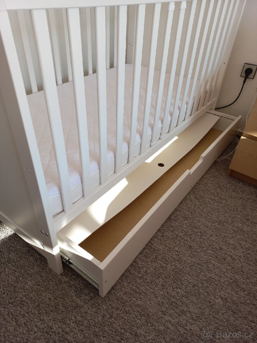 Dětská postýlka 140x70 vč.ortopedické matrace - 2