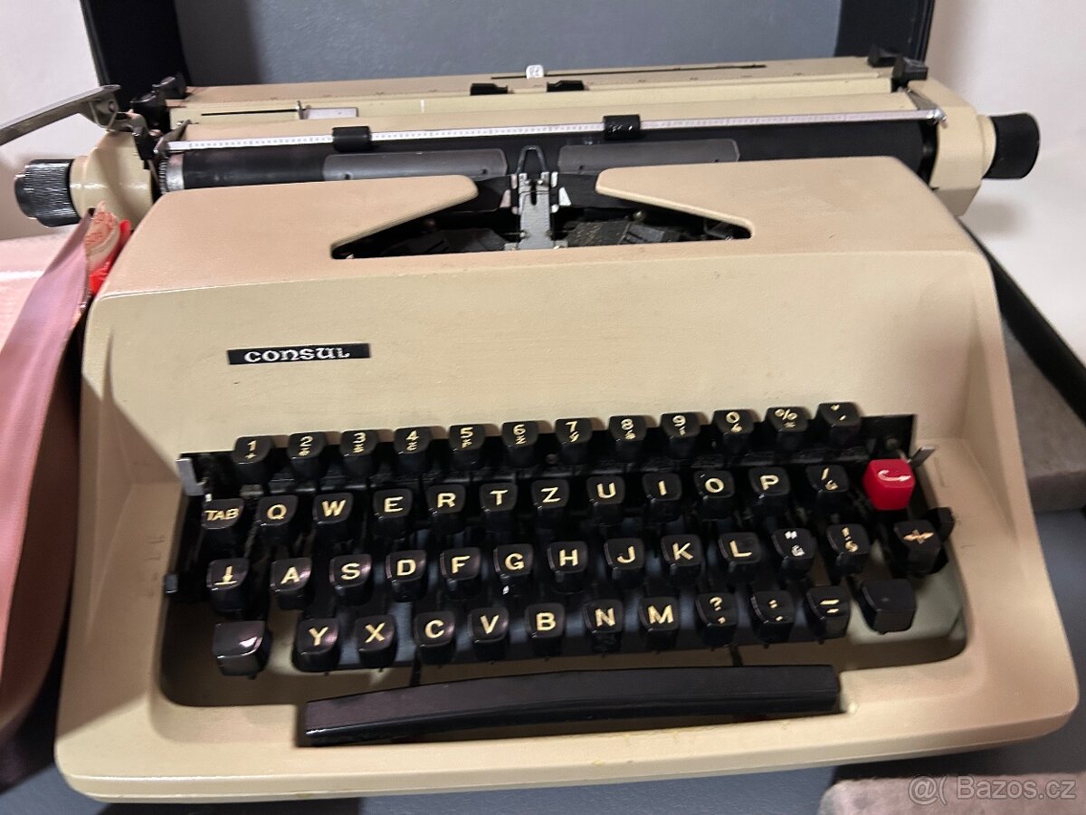 Psací stroj model 2224 - 2