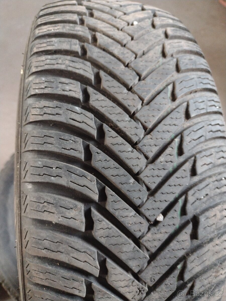 Celoroční pneu - 2